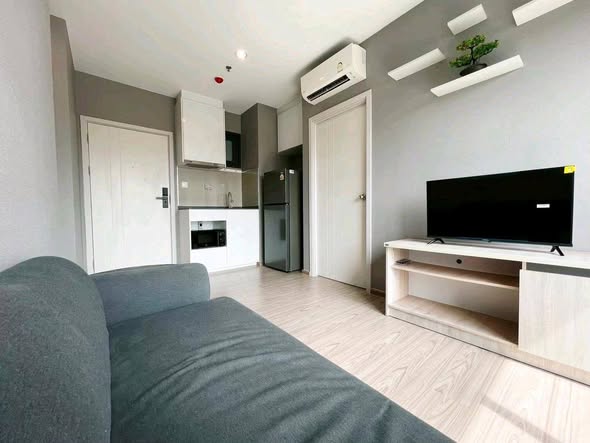 living room and bedroom of The Tree Huamak Interchange