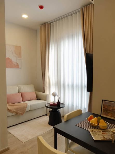 bedroom and living room of The Tree Pattanakarn-Ekkamai