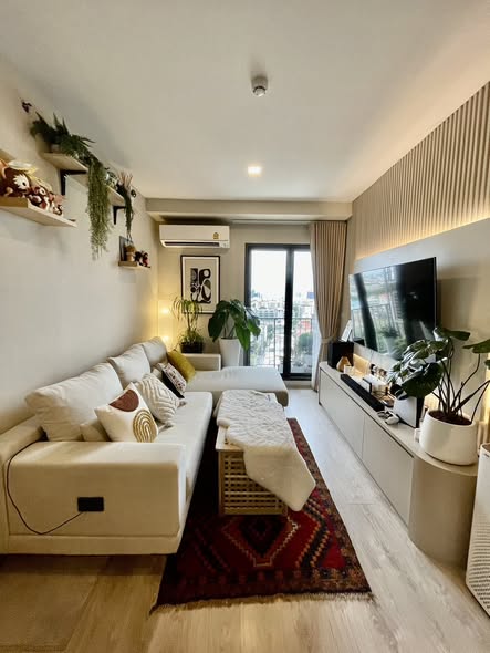 living room of The Tree Pattanakarn-Ekkamai
