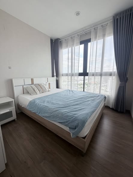 bedroom of The Tree Rio Bang-Aor Station