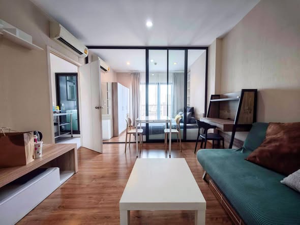 living room and room interior of The Tree Rio Bang-Aor Station