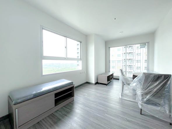 room interior of The Trust Condo @BTS Erawan