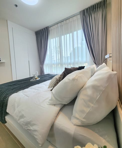bedroom of The Trust Residence Pinklao