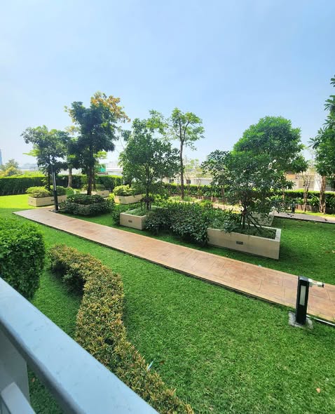 The Trust Residence Pinklao