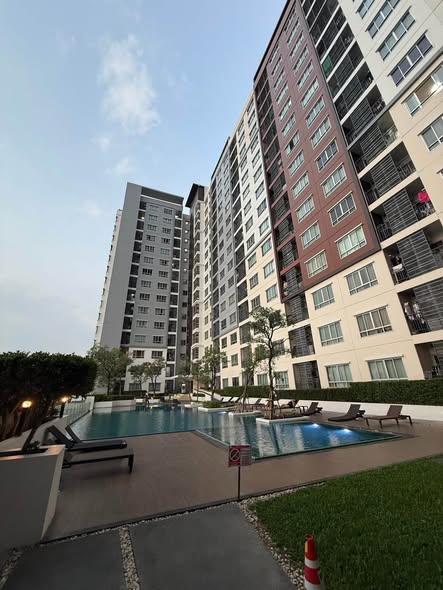 pool of The Trust Residence