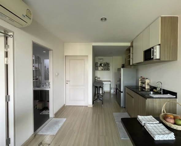 room interior of The Unique Lat Phrao 26