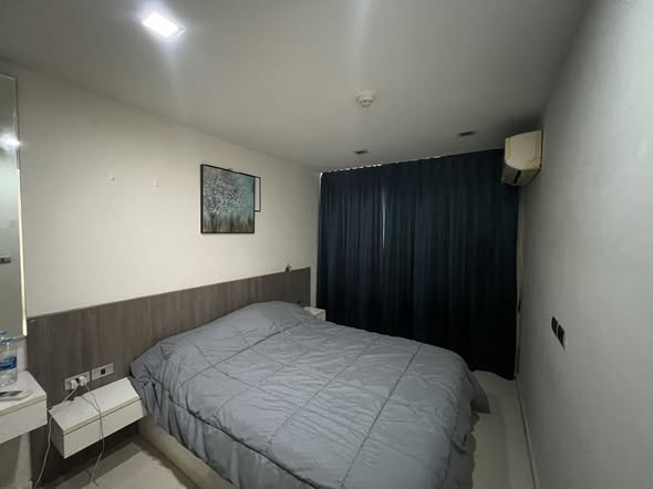 bedroom of The Urban Attitude