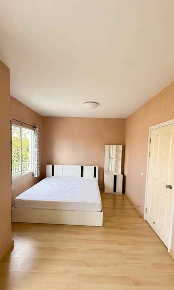 bedroom of The Village Bangna – Wongwaen 2