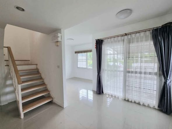 The Village Bangna – Wongwaen 2