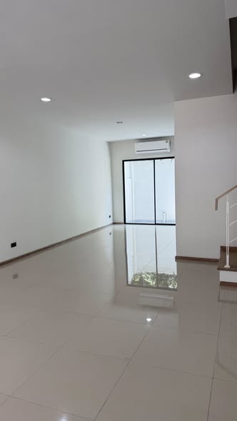 The Vision Lat Phrao – Nawamin (เดอะ วิชั่น ลาดพร้าว – นวมินทร์ )