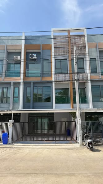 The Vision Lat Phrao – Nawamin (เดอะ วิชั่น ลาดพร้าว – นวมินทร์ )