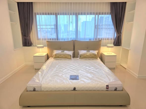 bedroom of THE WATERFORD (Thong Lo 11)