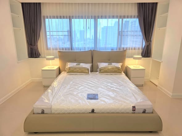 bedroom of THE WATERFORD (Thong Lo 11)