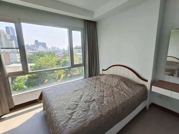 bedroom of Thru Thong Lor