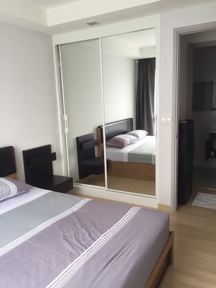 bedroom of Thru Thong Lor