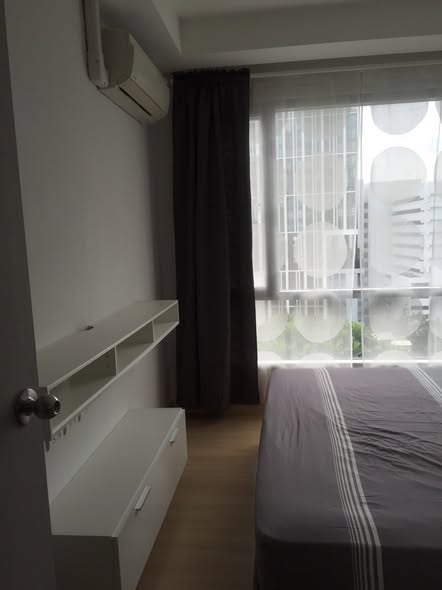 bedroom of Thru Thong Lor