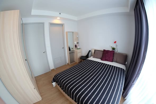 bedroom of Thru Thong Lor
