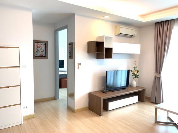 bedroom and living room and room interior of Thru Thong Lor