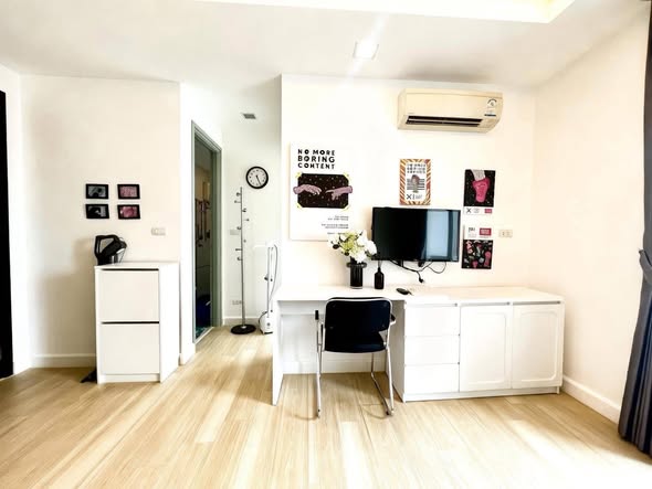 living room of Thru Thong Lor