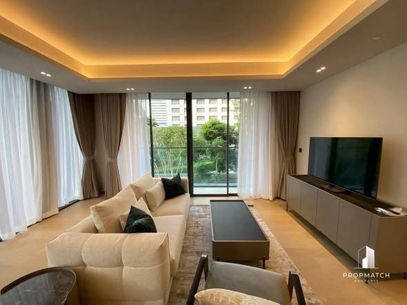 bedroom and living room of Tonson One Residence ต้นสน วัน เรสซิเดนซ์