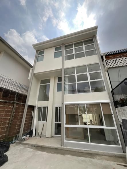 room interior of Town Avenue Rama 9