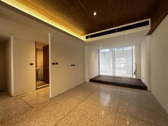 room interior of Town Avenue Rama 9