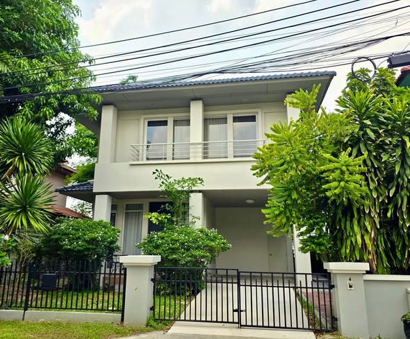 Tree Villa Bangkok โรงแรมทรีวิลล่า กรุงเทพ