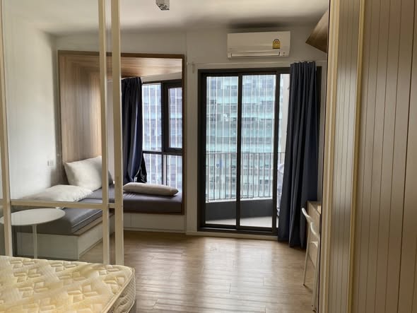 bedroom and room interior of Triple Y Residence