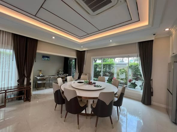 Two Grande Monaco Bangna – Wongwaen