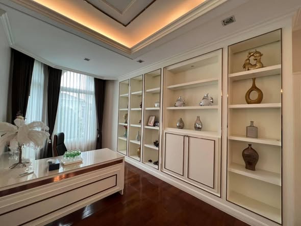 Two Grande Monaco Bangna – Wongwaen