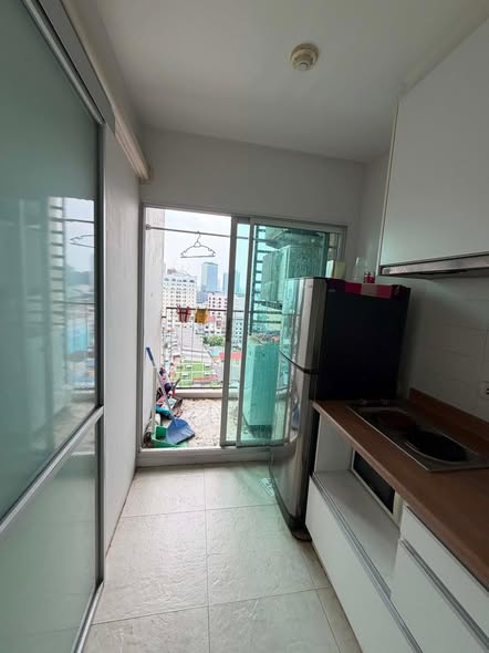 room interior of U Delight @ Huai Khwang Station