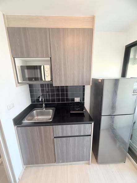 kitchen of UNiO Sukhumvit 72