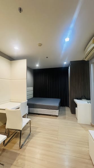 bedroom of Urbano Absolute Sathon-Taksin