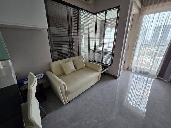 bedroom and living room and room interior of Urbano Absolute Sathon-Taksin