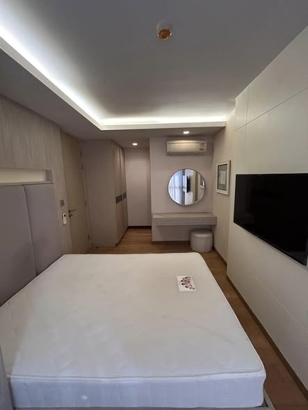 bedroom of Via Botani Sukhumvit 47