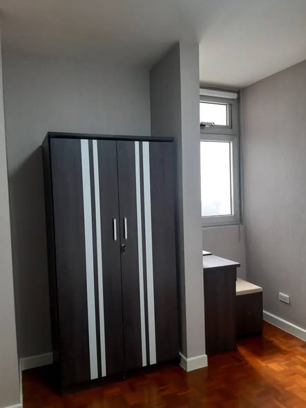 room interior of Victoria Lakeview Condominium