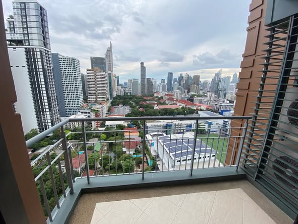 Villa Asoke Condominium