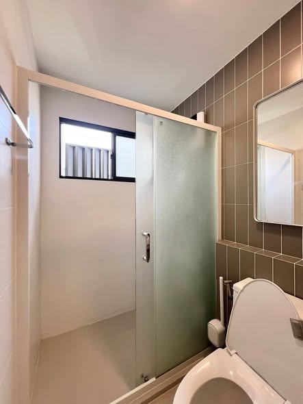 bathroom of Villaggio 3 Srinakarin-Bangna
