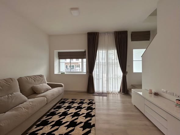 bedroom and living room of Villaggio Srinakarin-Bangna 2
