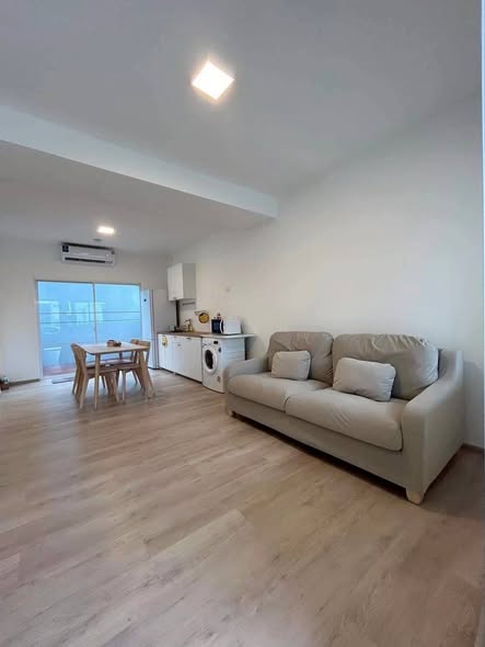 living room of Villaggio Srinakarin-Bangna 2