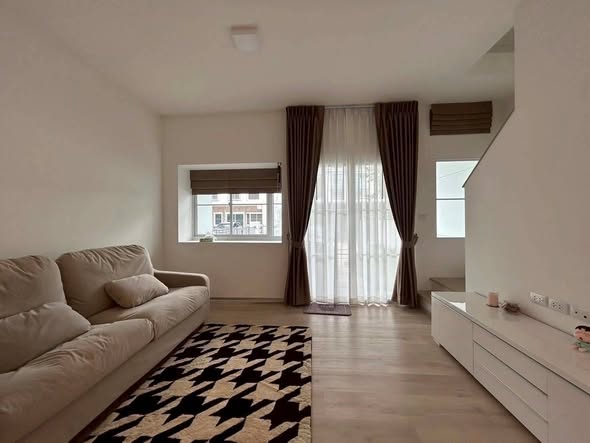 living room and bedroom of Villaggio Srinakarin-Bangna 2
