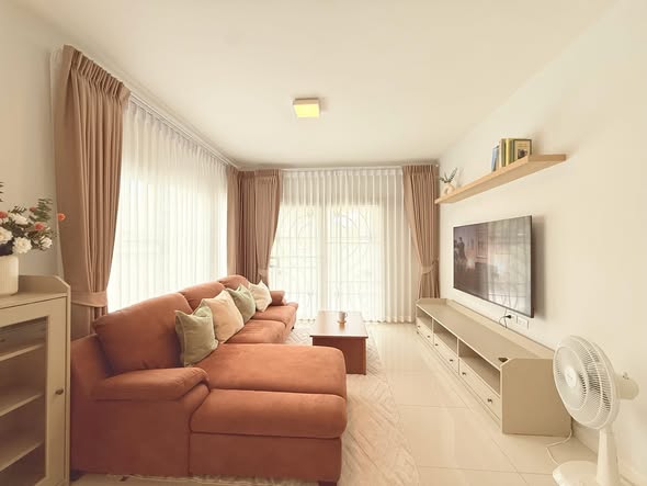 bedroom and living room of Villaggio Srinakarin-Bangna