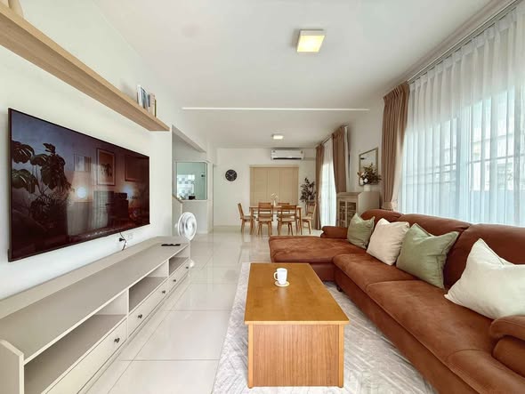 living room of Villaggio Srinakarin-Bangna