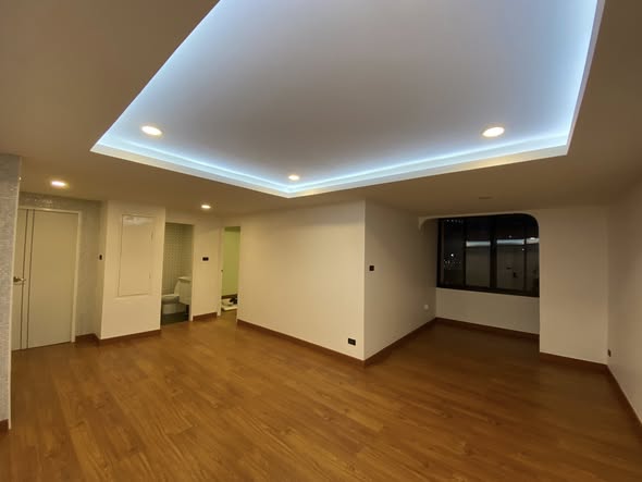 Vivid Tower Phattanakan 54