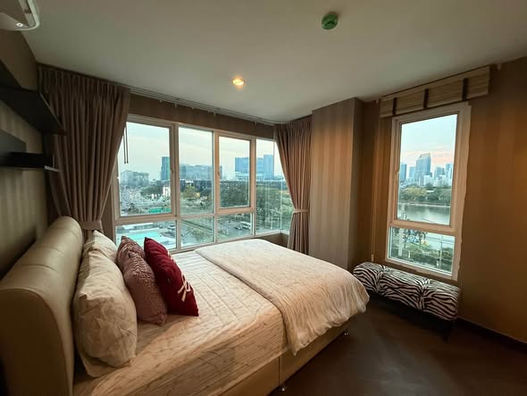 bedroom of Voque Sukhumvit 16 Residential Condominium