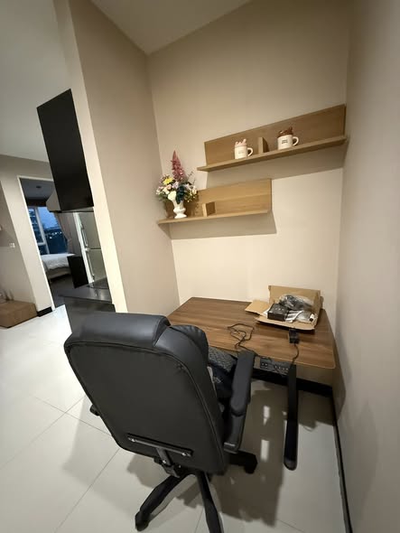 Voque Sukhumvit 16 Residential Condominium