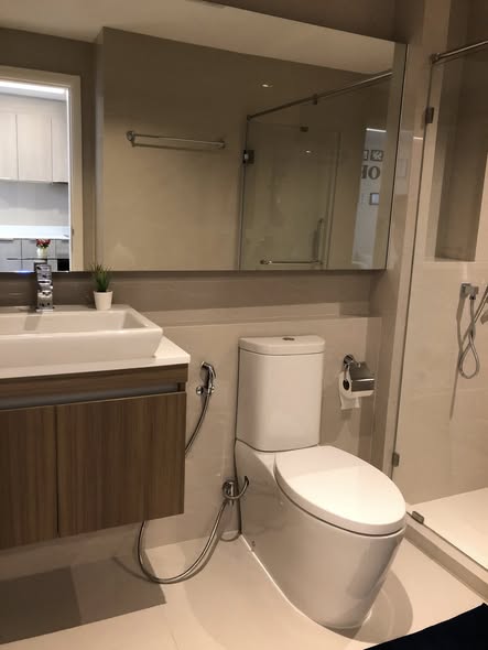 bathroom of VTARA36 Condominium
