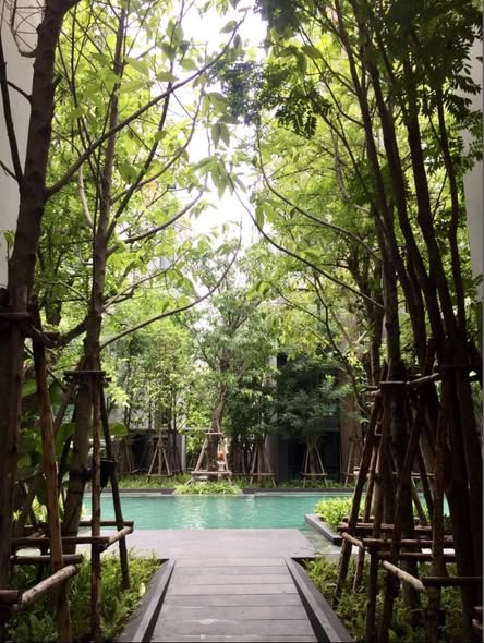 pool of VTARA36 Condominium