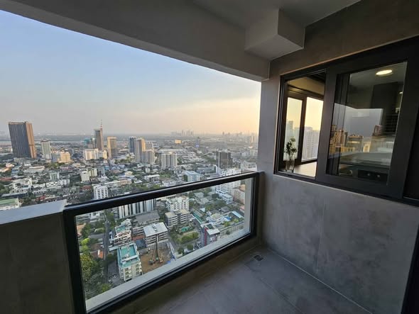 Waterford Diamond Tower