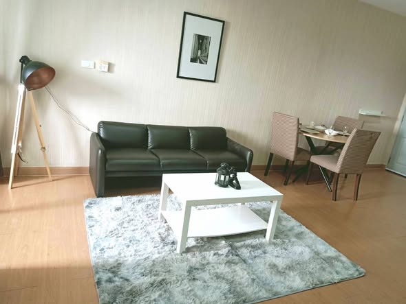 living room and room interior of Waterford Diamond Tower